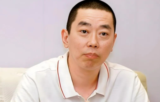 巨人网络第三季营收20亿：净利7.4亿 史玉柱套现超10亿 今年市值已腰斩